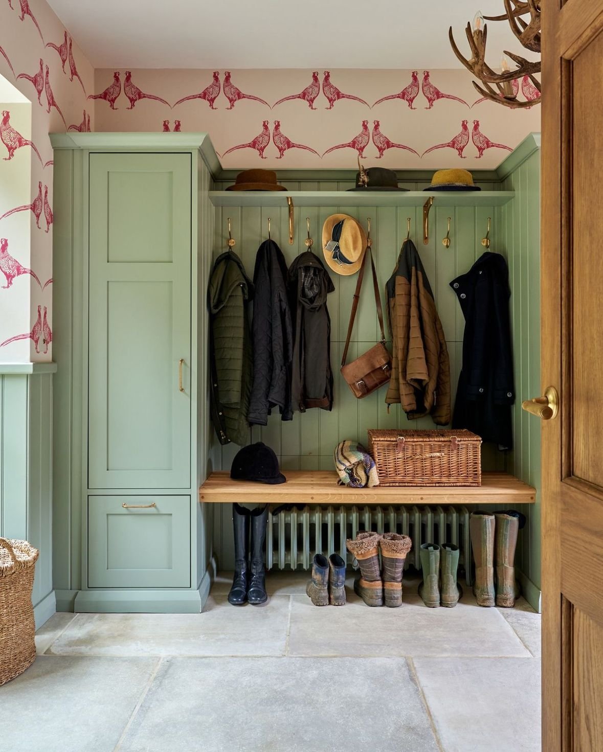 Clever Mudroom Small Space Ideas