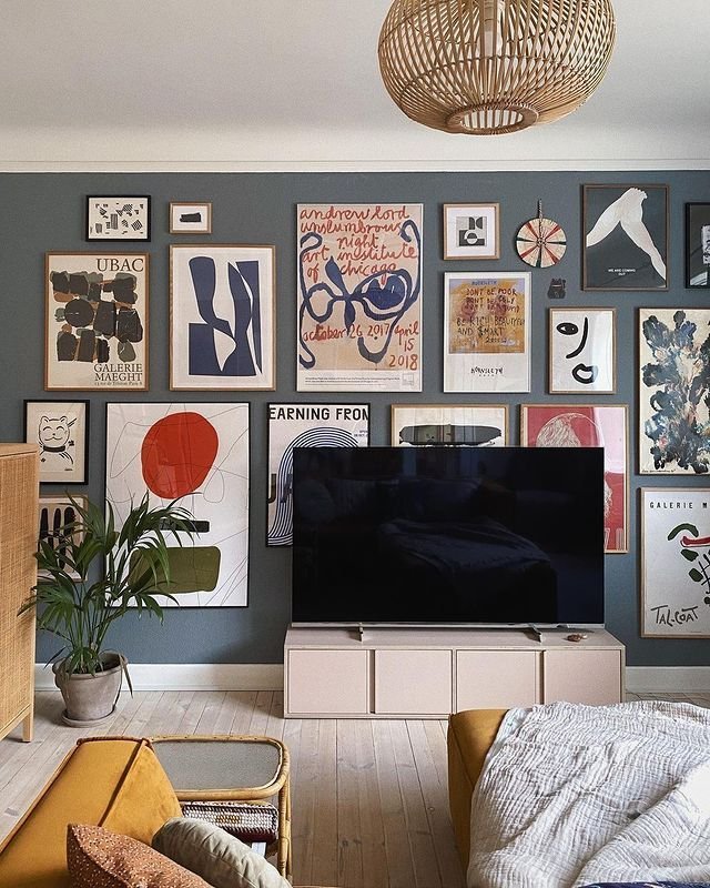 TV Gallery Wall Ideas