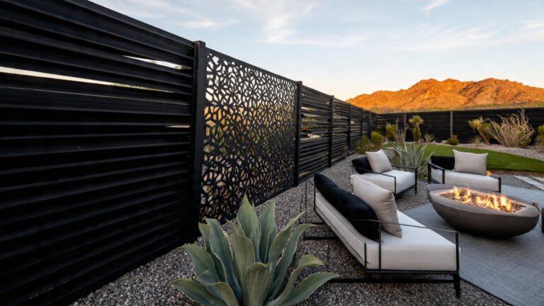 19 Modern Metal Privacy Fence Ideas for a Secure Outdoor Sanctuary